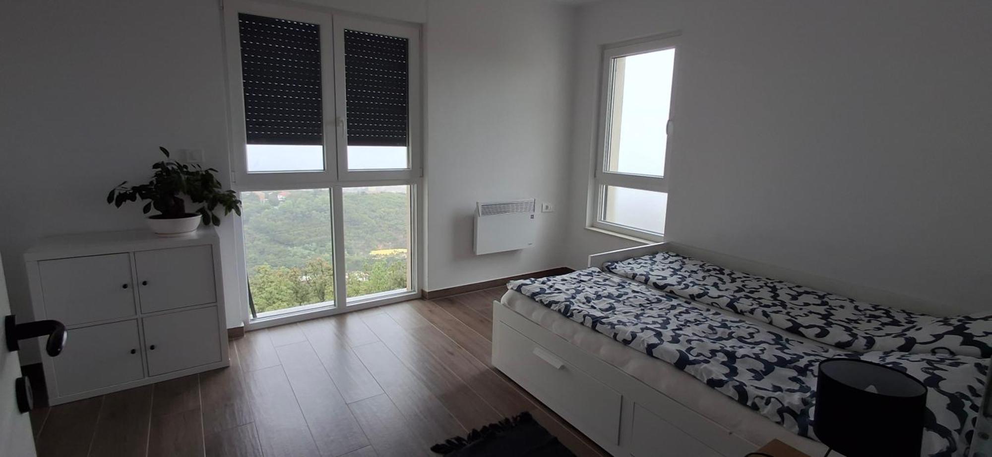 Drenova View